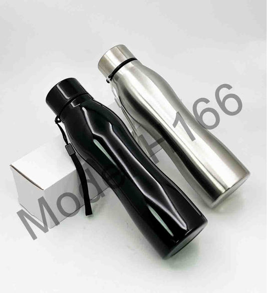 AquaGrip Pro 750ml Stainless Steel Water Bottle – Compact & Stylish