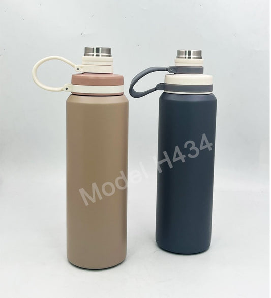 Stainless Steel Vacuum Flask with Attached Cap & Straw – 600ml