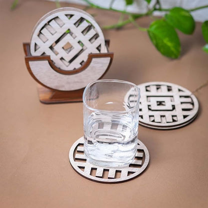 Wooden Round Coaster Set with Geometric Cutwork – Whitewashed Finish