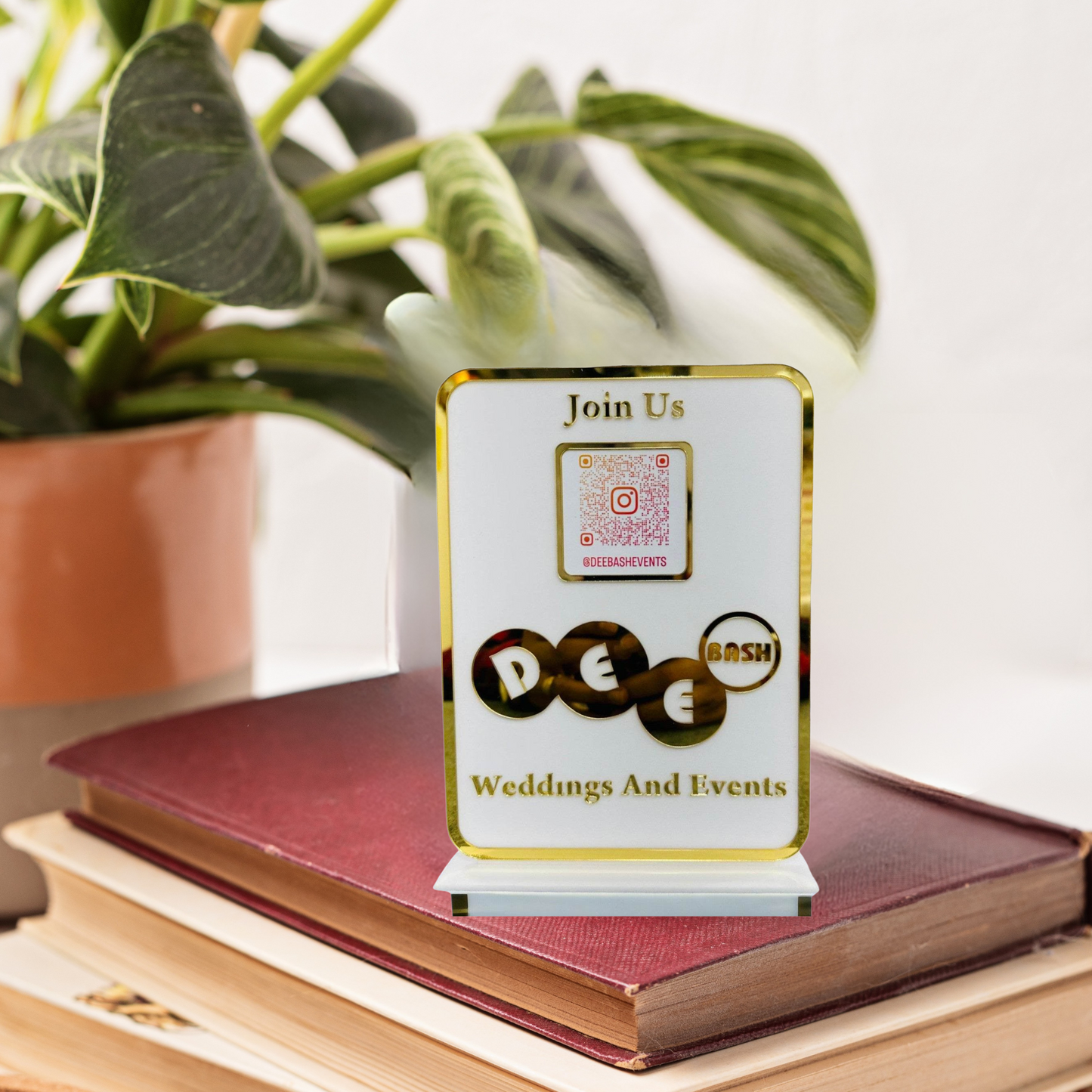 Custom Wedding & Events Acrylic QR Code Stand – Dee Bash Events